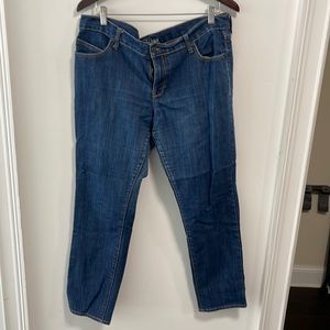 💙 Old Navy Diva Straight Leg Jeans 💙